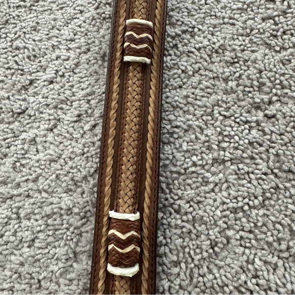 Justin Top Grain Cowhide Brown Leather Belt Womens Size 30 Woven Western Rodeo - Picture 5 of 14
